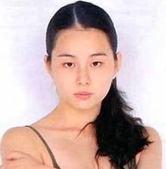 米倉涼子は整形で顔が変わったし鼻筋が気になる？昔のモデル時代の写真や高校の卒アル画像と比較！