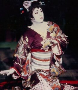 梅沢富美男の若い頃の女形の画像が色っぽい！昔の全盛期の姿や普段のすっぴん写真も男前だった？