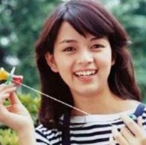 岡田奈々(女優）の現在は美しさが劣化した？若い頃のアイドル時代の綺麗すぎる顔画像と比較！