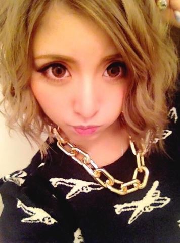 一条響の整形前の顔が別人すぎる?昔の高校時代やキャバ嬢デビュー当時の画像と比較! | 気になるあのエンタメ!